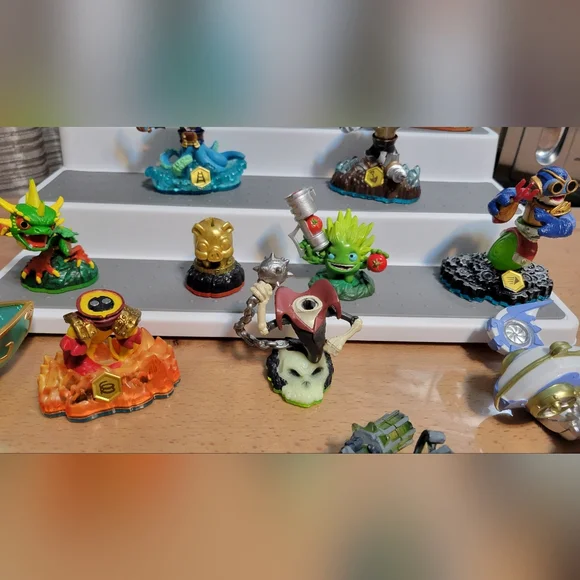 17 Pieces Skylanders Bundle Giants, Trap Team, SuperChargers, SWAP FORCE LOOSE - Picture 5 of 16